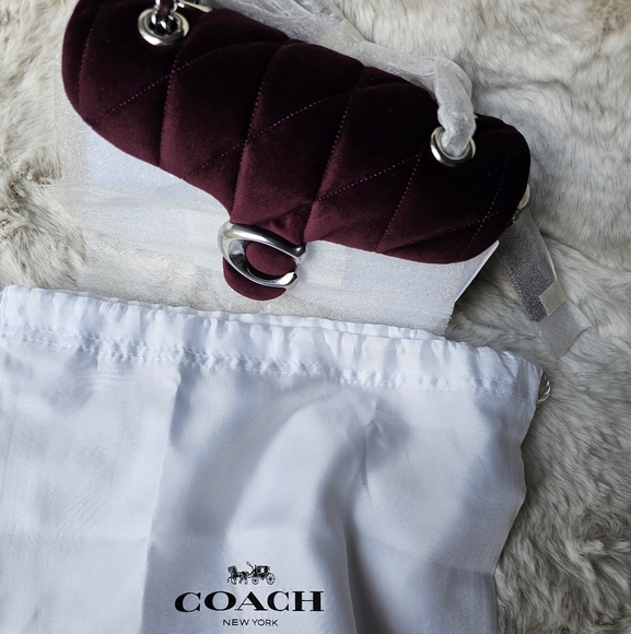 Coach Tabby 20 Bag - Picture 7 of 8